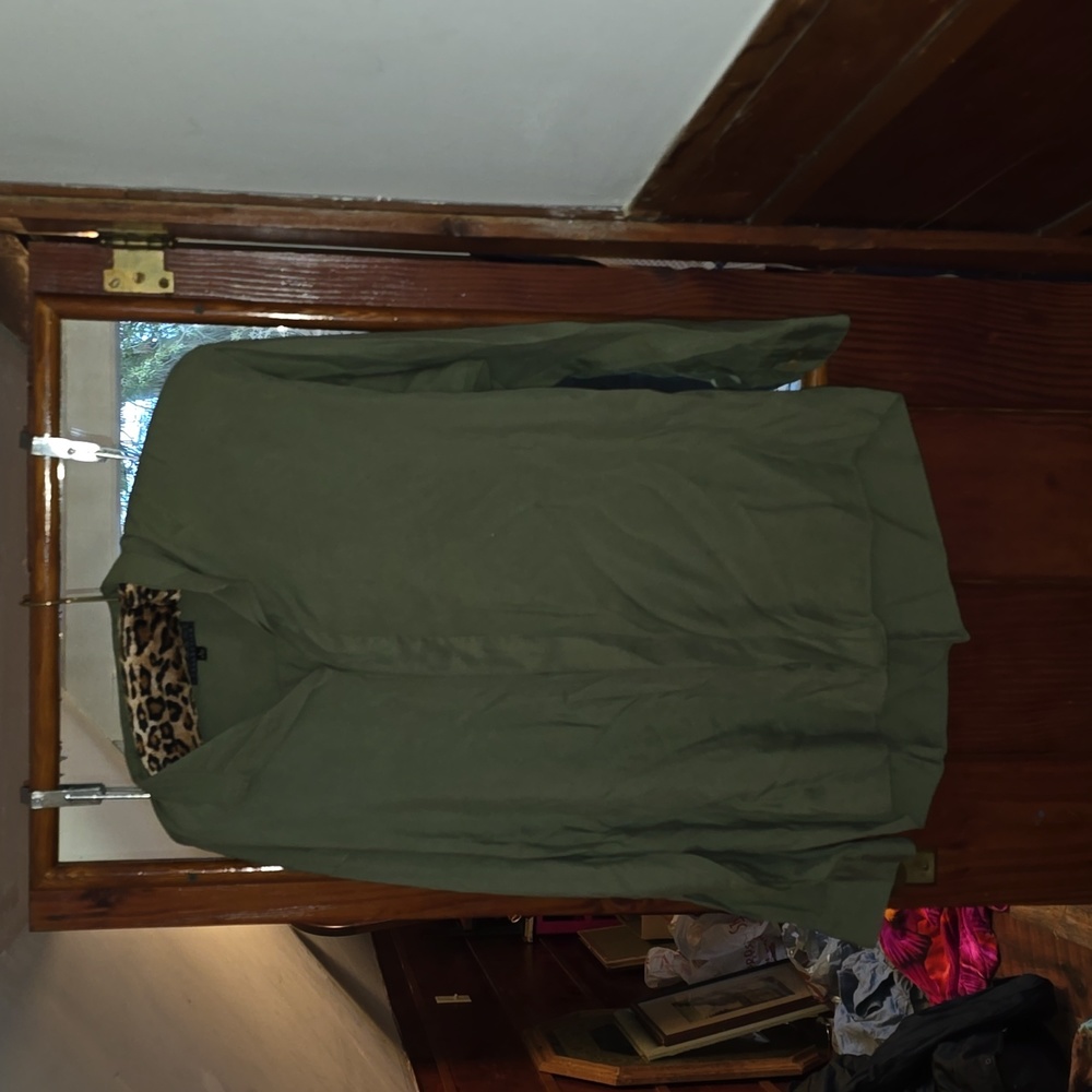 Green casual work top
